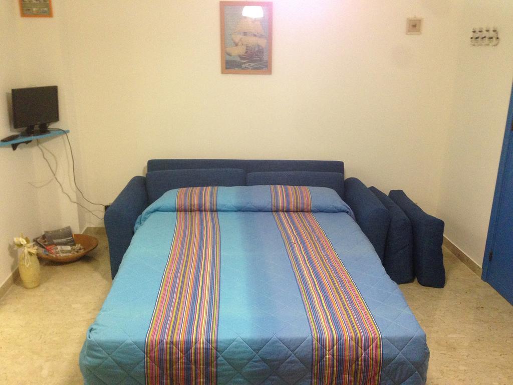 Casa Con Verande Sul Mare A 2 Minuti A Piedi Dalla Spiaggia 库斯托纳奇 客房 照片