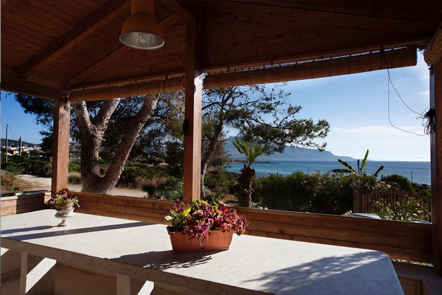 Casa Con Verande Sul Mare A 2 Minuti A Piedi Dalla Spiaggia 库斯托纳奇 外观 照片